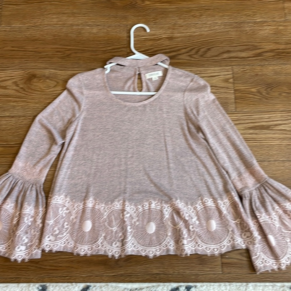 Bell bottom laced blouse